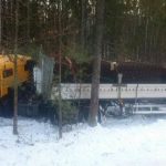 Водитель фуры уснул за рулем и чуть не убил своих детей