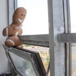 В Барановичах школьница выпала из окна 9 этажа