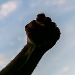 Пьяный гродненчанин разбил окна пенсионеркам