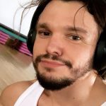 Антон Гусев удивил поклонников откровенным фото