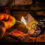 В Гродно мужчина поджег свою квартиру — эвакуированы 11 человек