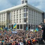 Порошенко обнародовал компромат на жену Зеленского в «день тишины»