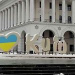 На Порошенко подали в суд