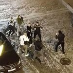 Футбольные фанаты перед матчем «Зенита» и ЦСКА устроили массовое побоище
