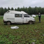 Микроавтобус опрокинулся в Дубровенском районе