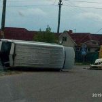 В Речице два Мерседеса не поделили дорогу, один из них перевернулся