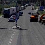 Сотни машин стоят на белорусской границе