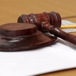 За крупную взятку бывшему главврачу 9-й больницы дали 5 лет