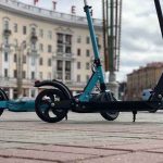 В Минске бабушки и дедушки угоняют электросамокаты. Для внуков