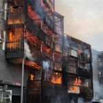 При пожаре в Лондоне сгорели два десятка квартир