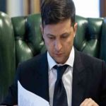 Зеленского раскритиковали за грамматические ошибки в президентском указе