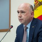 Премьер Молдовы как и.о. президента распустил парламент