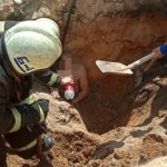 Житель Жодино едва не погиб, копая траншею для трубопровода