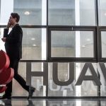 США отложили санкции против Huawei