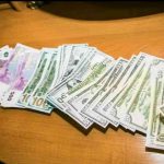 В Могилёве 18-летняя выпускница украла деньги из дома подруги и убежала через балкон