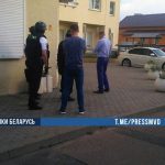 В Минске ОМОН брал штурмом квартиру. Спасали женщину