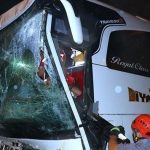 В Турции автобус врезался в грузовик: 37 пострадавших