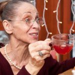 Бывшая жена Яна Арлазорова рассказала, как отговаривала дочь идти на похороны отца