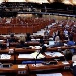 Британия призывает вновь забанить Россию в ПАСЕ