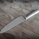 Пострадавшие с ножевыми ранениями. Мужчина напал на посетителей ТЦ