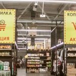 Не только пластик. В Беларуси магазины обязали продавать бумажные пакеты и одноразовую посуду