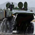 США разработали противотанковый ракетный комплекс на шасси бронемашины