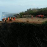 На Бали пропал белорус. Он мог погибнуть во время селфи