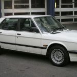 На продажу выставили легендарную «акулу» BMW с пробегом 36 тыс. км