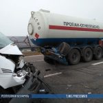В Пуховичском районе столкнулись маршрутка и тягач. В результате 8 жертв