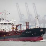 «Трое погибших и искореженное судно». Возобновлен поиск моряка взорвавшегося танкера в Находке