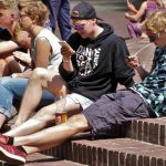 Ученые выяснили, чем опасна дружба в Сети